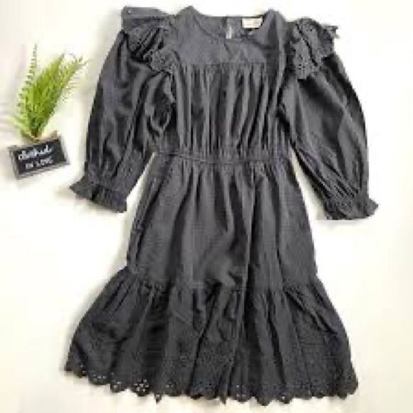 Universal Thread Black long sleeve dress - Picture 4 of 4